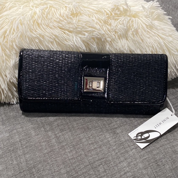 Nine West Black Clutch - Picture 1 of 9